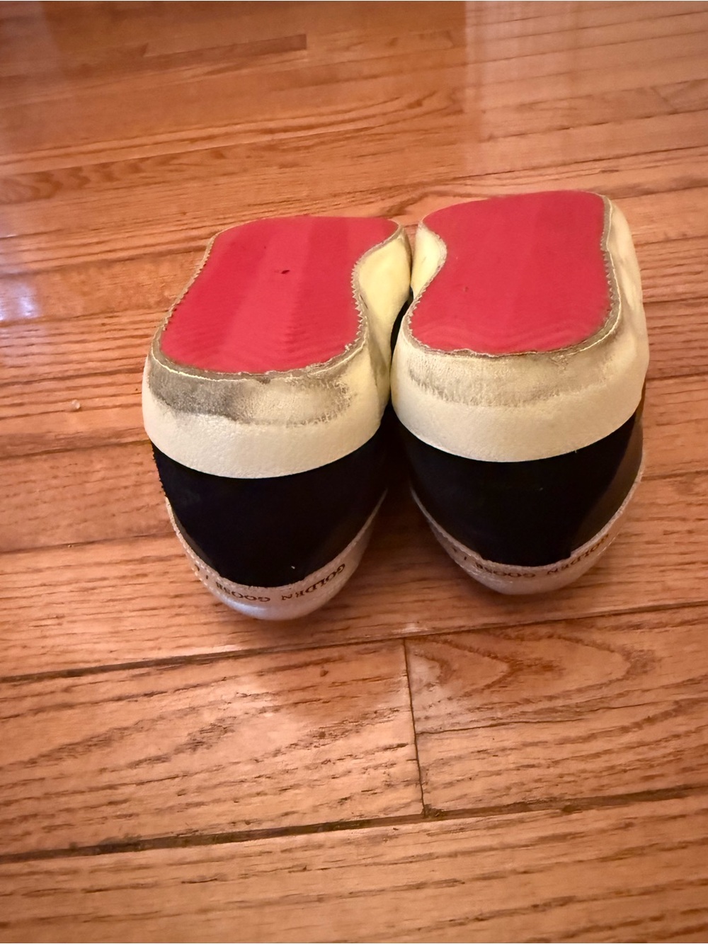 Golden Goose Black Leather Super-Star Sneakers with White Star - Picture 7 of 7